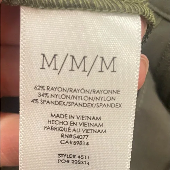 CAbi Olive Green Quantum Cargo - Picture 13 of 13